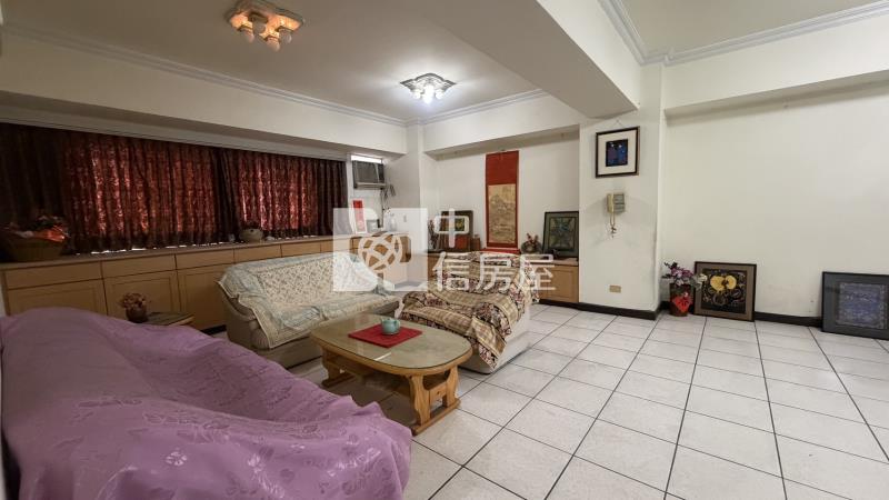 大空間高樓層四房車房屋室內格局與周邊環境