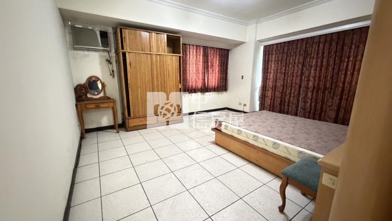 大空間高樓層四房車房屋室內格局與周邊環境