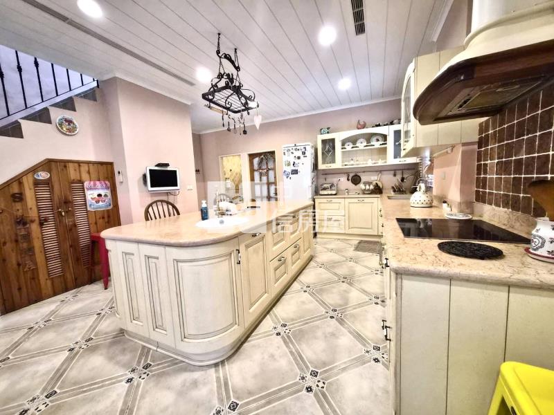 渴望園區美式獨棟別墅房屋室內格局與周邊環境