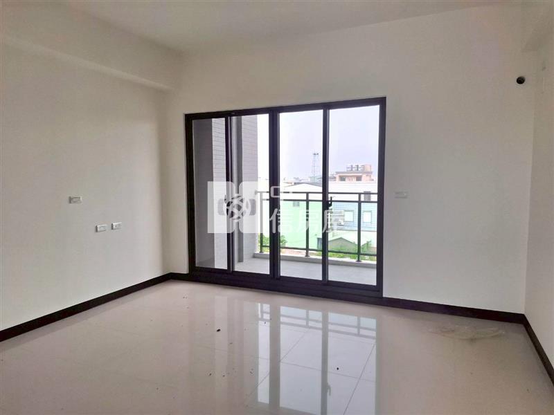 六甲國小旁全新獨院社區車墅(A)房屋室內格局與周邊環境