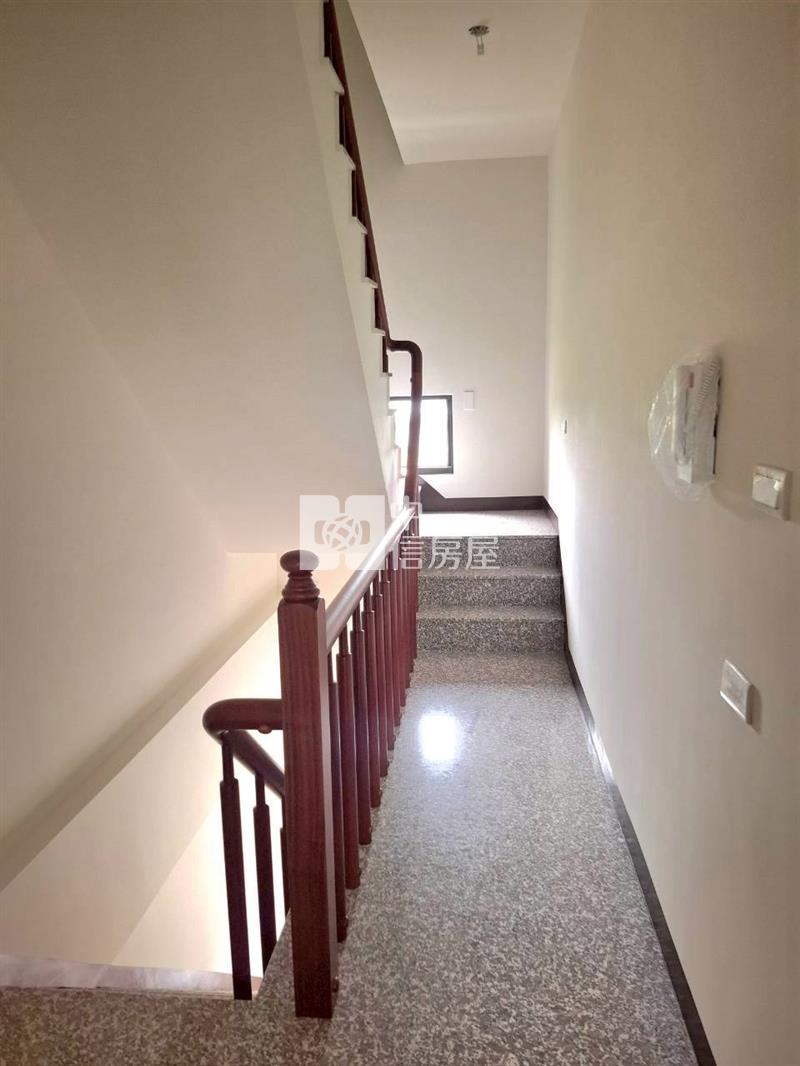 六甲國小旁全新獨院社區車墅(A)房屋室內格局與周邊環境