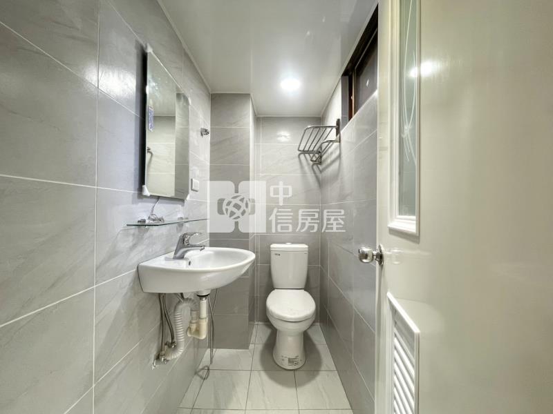 桃園中平商圈整新電梯美3房房屋室內格局與周邊環境