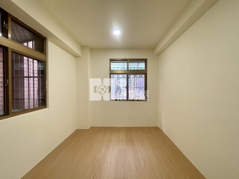 桃園中平商圈整新電梯美3房房屋室內格局與周邊環境