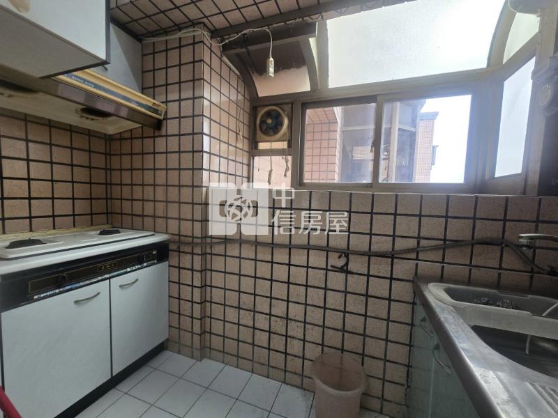 【奔馳】冠倫台北文昌區3改2房車房屋室內格局與周邊環境