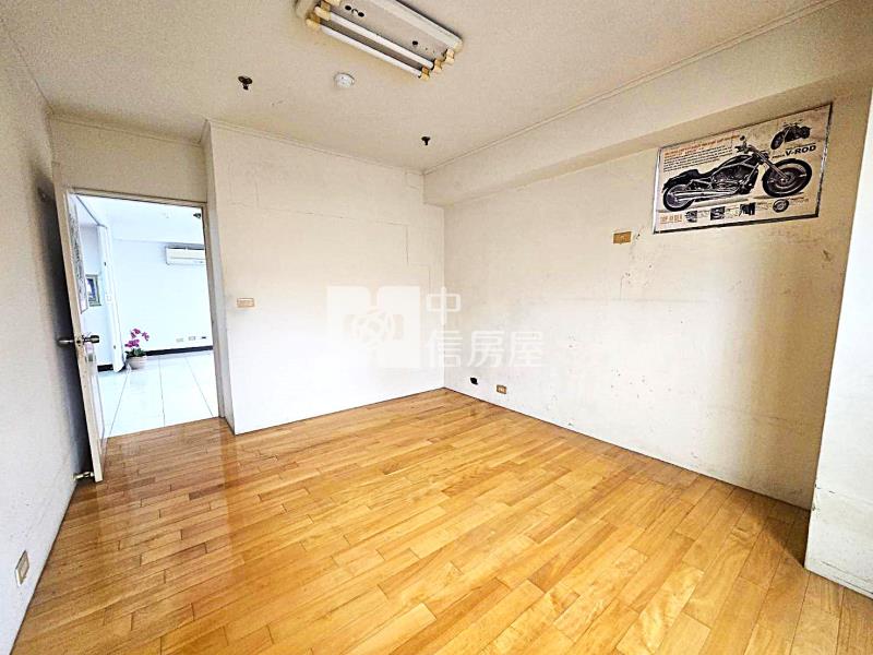 【奔馳】冠倫台北文昌區3改2房車房屋室內格局與周邊環境