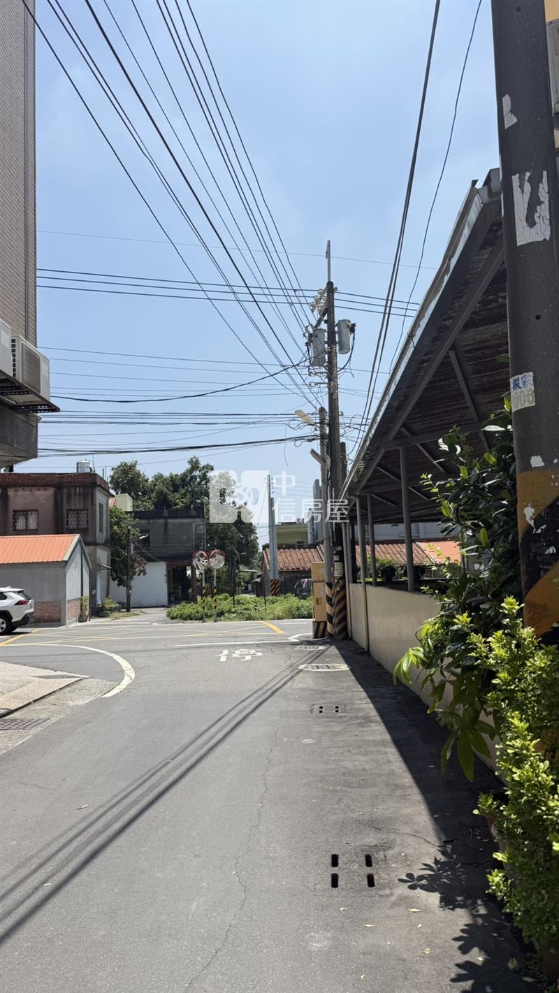 高雄林園區福德段持分建地房屋室內格局與周邊環境