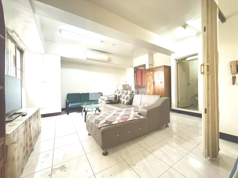 屏東車站稀有大套房*獨家專約*房屋室內格局與周邊環境