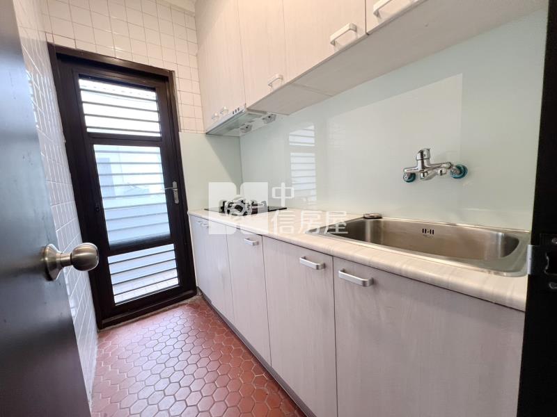 低總價中壢SOGO商圈美三房房屋室內格局與周邊環境