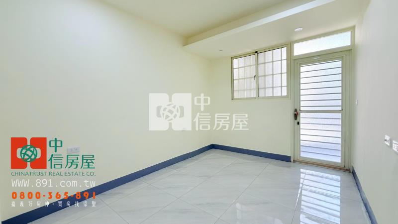 民雄金世界車庫別墅房屋室內格局與周邊環境