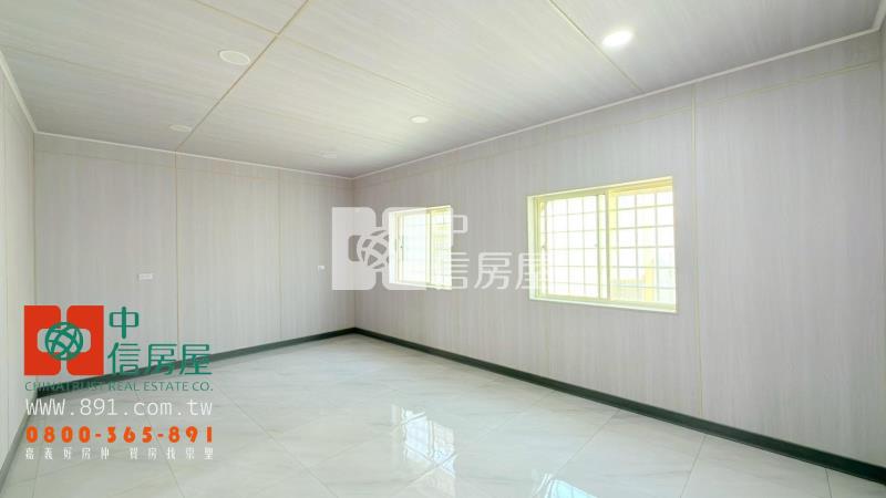 民雄金世界車庫別墅房屋室內格局與周邊環境