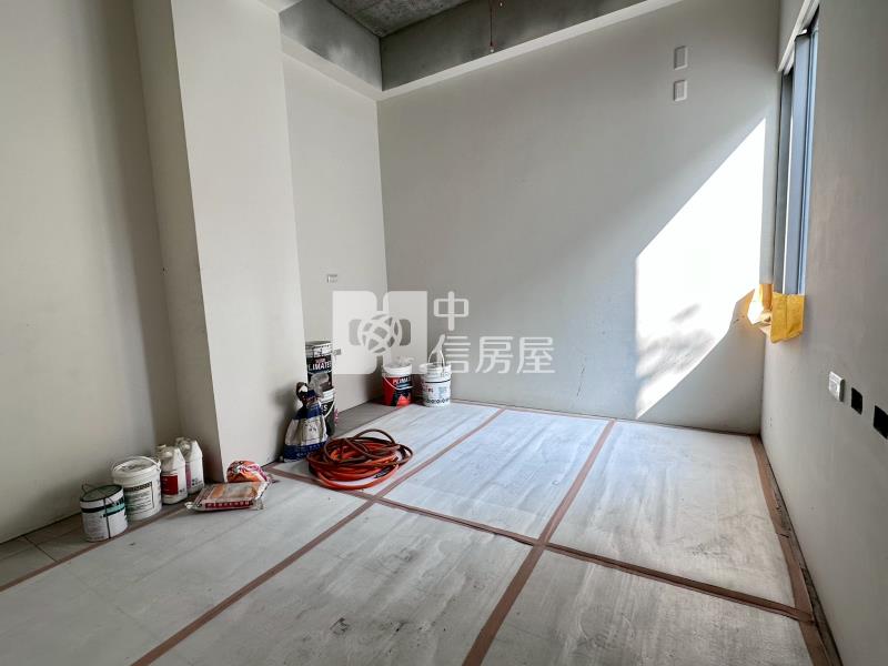 市區全新朝南孝親別墅房屋室內格局與周邊環境