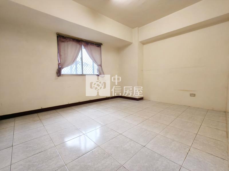 潭子大第大3房車位房屋室內格局與周邊環境