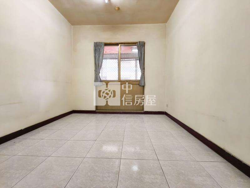 潭子大第大3房車位房屋室內格局與周邊環境