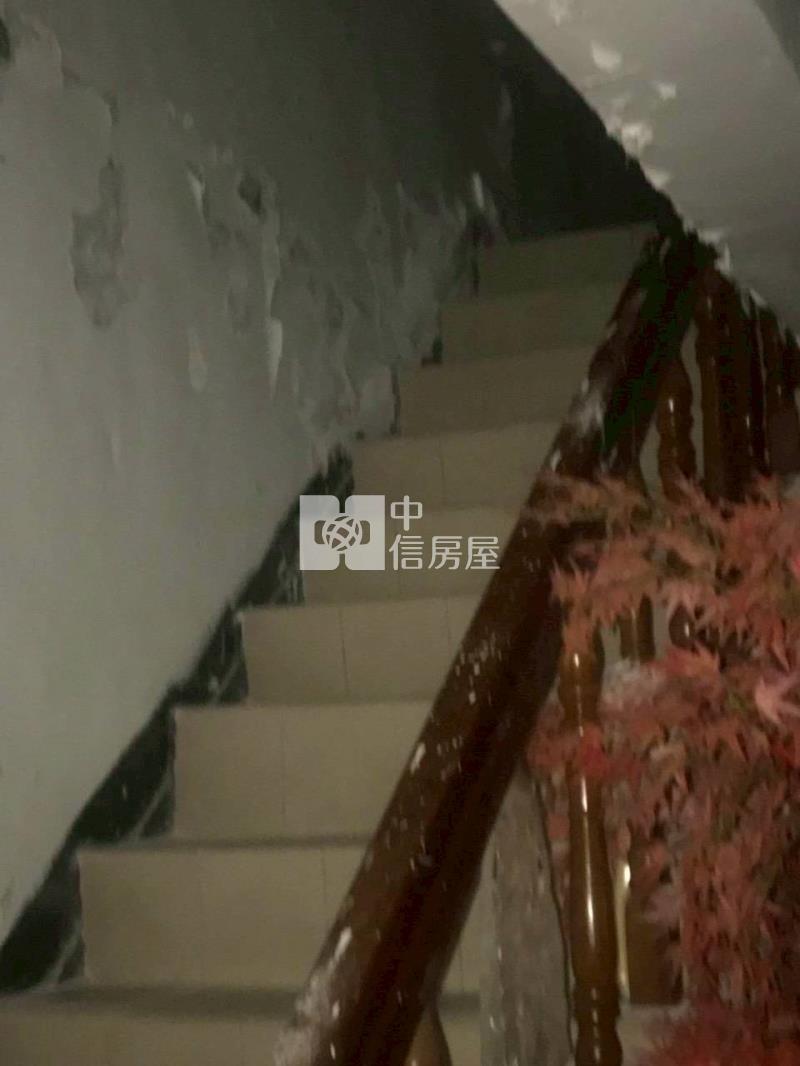 七堵長安社區透天房屋室內格局與周邊環境