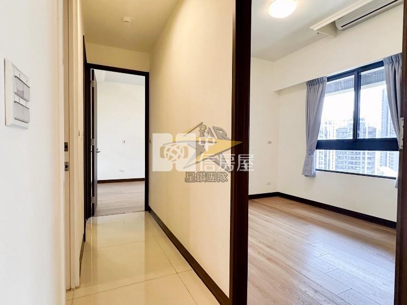 【星鑽】青埔A19捷運站2+1房平面車位房屋室內格局與周邊環境