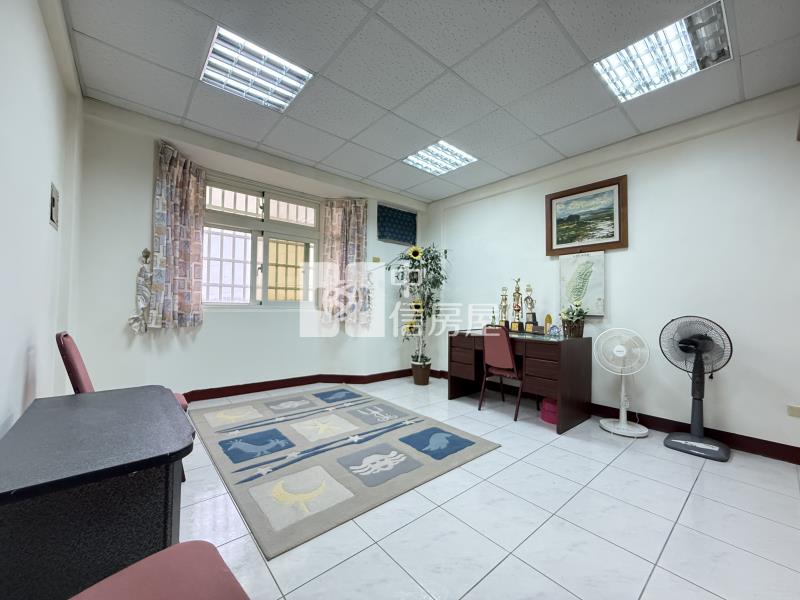 近青埔免裝潢溫馨四房透天別墅房屋室內格局與周邊環境