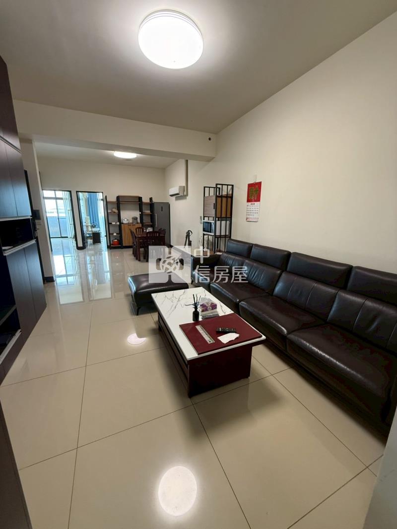 好市多電梯透店房屋室內格局與周邊環境