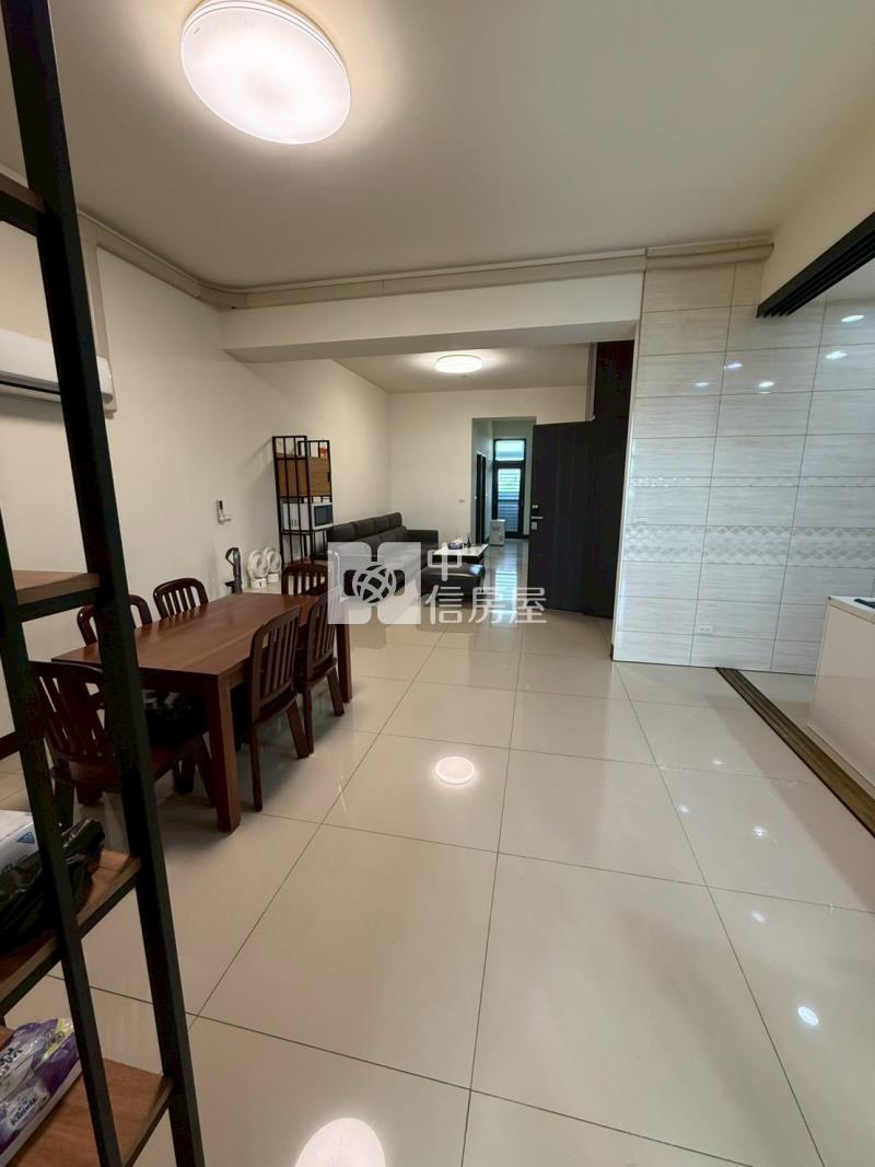 好市多電梯透店房屋室內格局與周邊環境