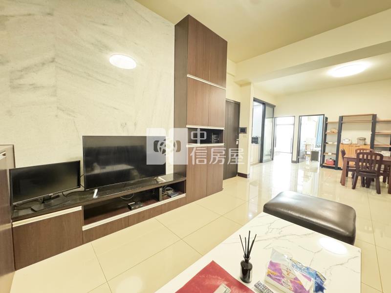 【奔馳】近中壢好市多電梯透店房屋室內格局與周邊環境