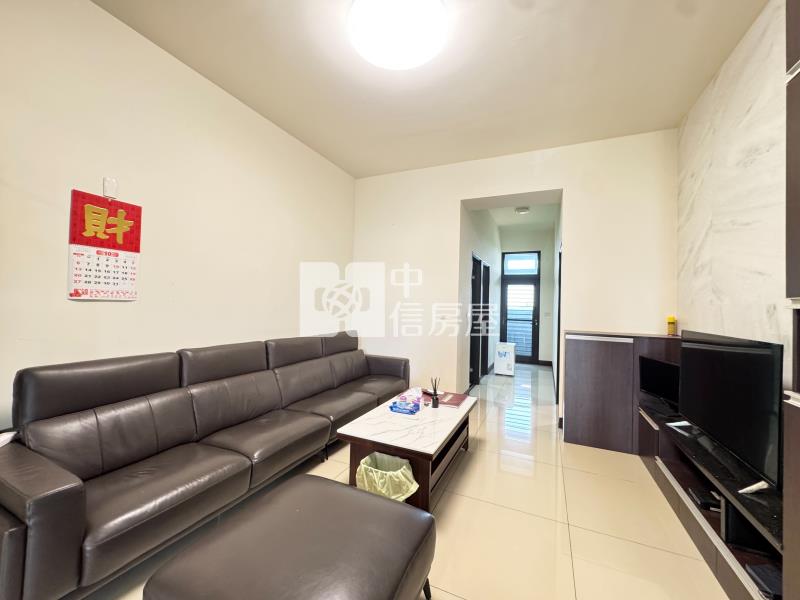 【奔馳】近中壢好市多電梯透店房屋室內格局與周邊環境