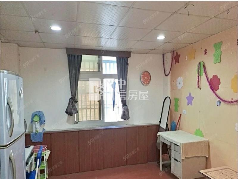 中壢近戶政大樓.家樂福滿租4套房房屋室內格局與周邊環境