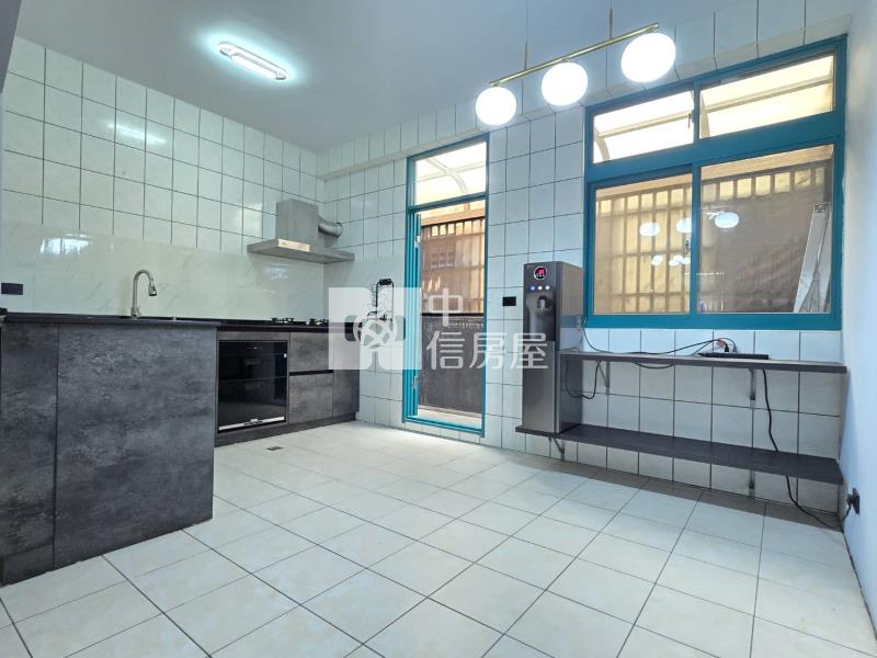 竹南煙坡美透天房屋室內格局與周邊環境