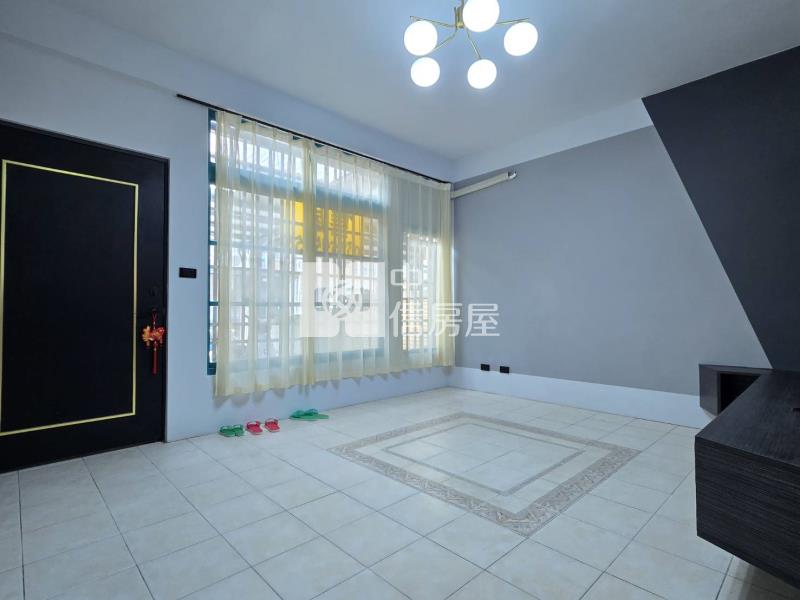 竹南煙坡美透天房屋室內格局與周邊環境