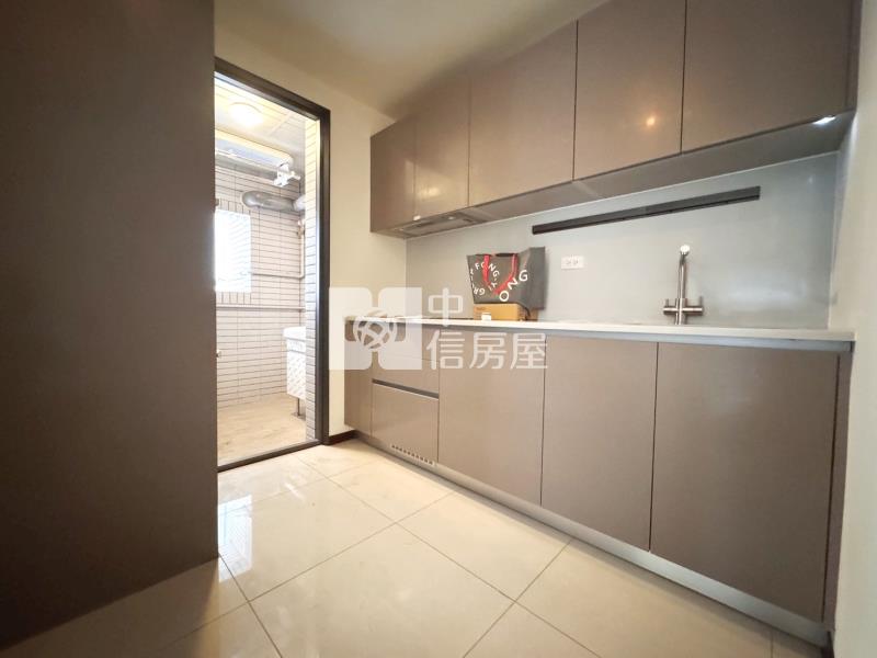 LALAPORT全新2房平車房屋室內格局與周邊環境