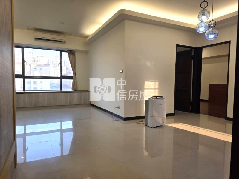 【奔馳】人文學苑~4房車房屋室內格局與周邊環境