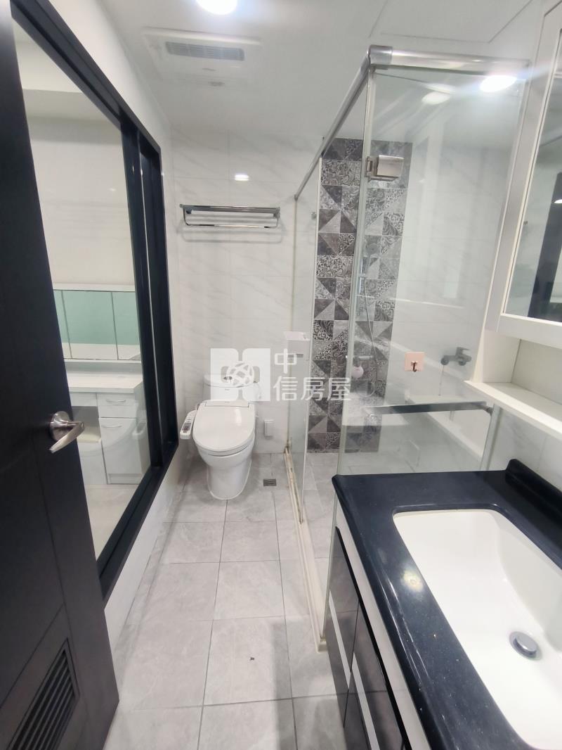 逢甲DUA夢想特區高樓層2房附車位房屋室內格局與周邊環境