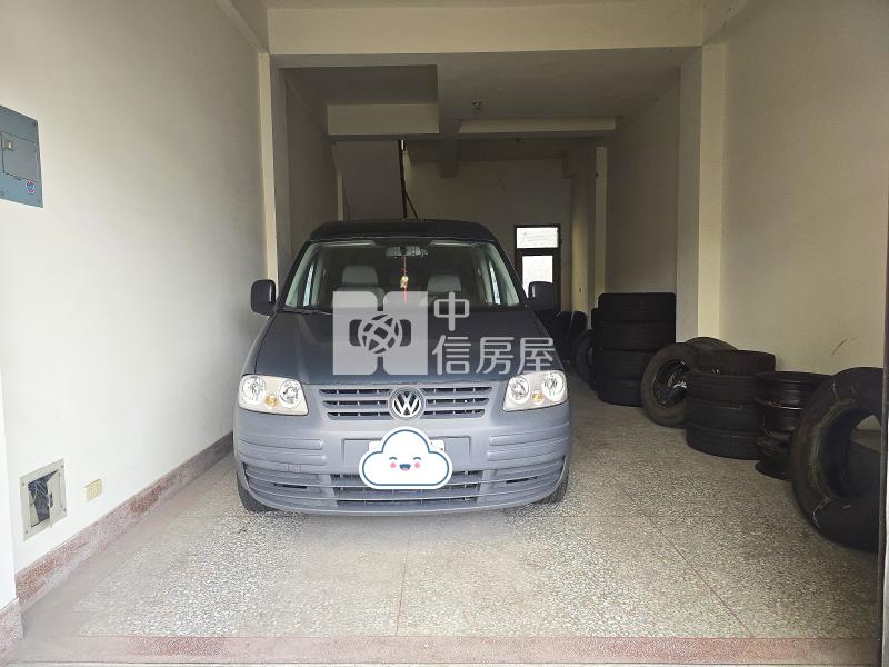 梧棲正台灣大道大地坪透店房屋室內格局與周邊環境