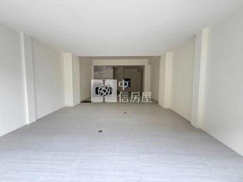 14期全新臨路4車電墅房屋室內格局與周邊環境