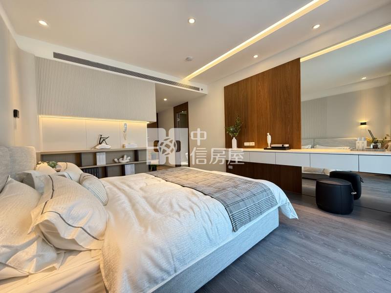 14期全新臨路4車電墅房屋室內格局與周邊環境