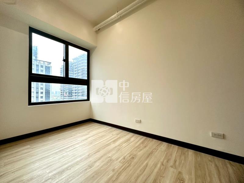 【神馬】【A18站前廣場】【全新大兩房雙衛平車】房屋室內格局與周邊環境