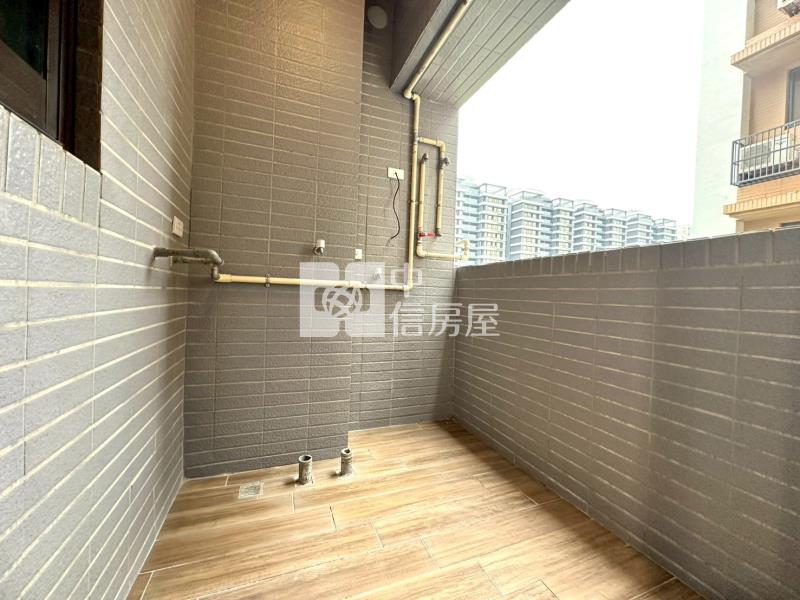 【神馬】【A18站前廣場】【全新大兩房雙衛平車】房屋室內格局與周邊環境