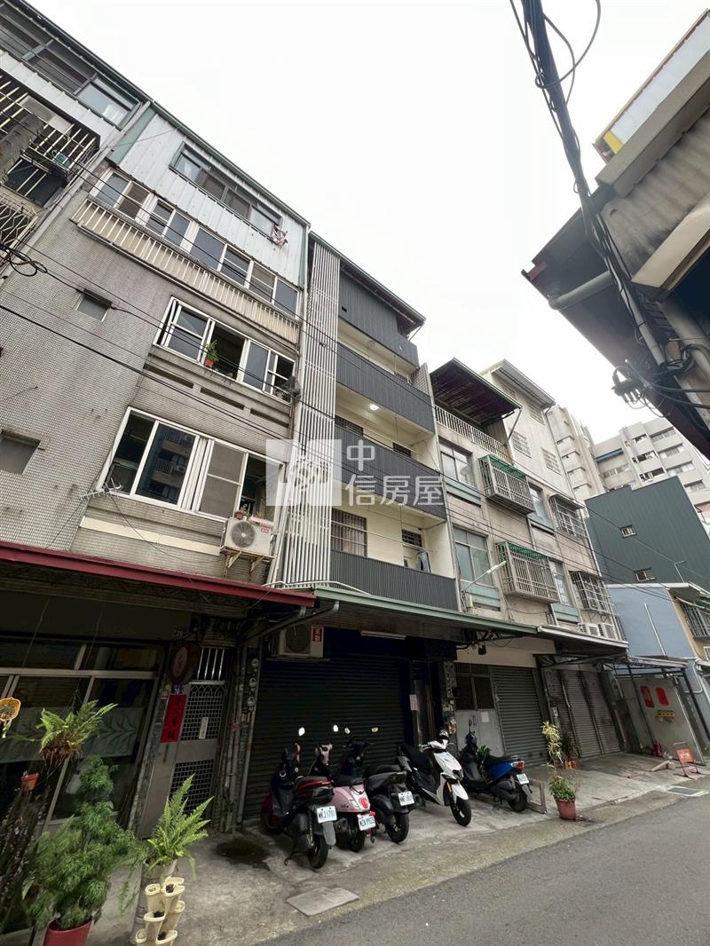 日曜天地旁超大透天店面+17套房屋室內格局與周邊環境