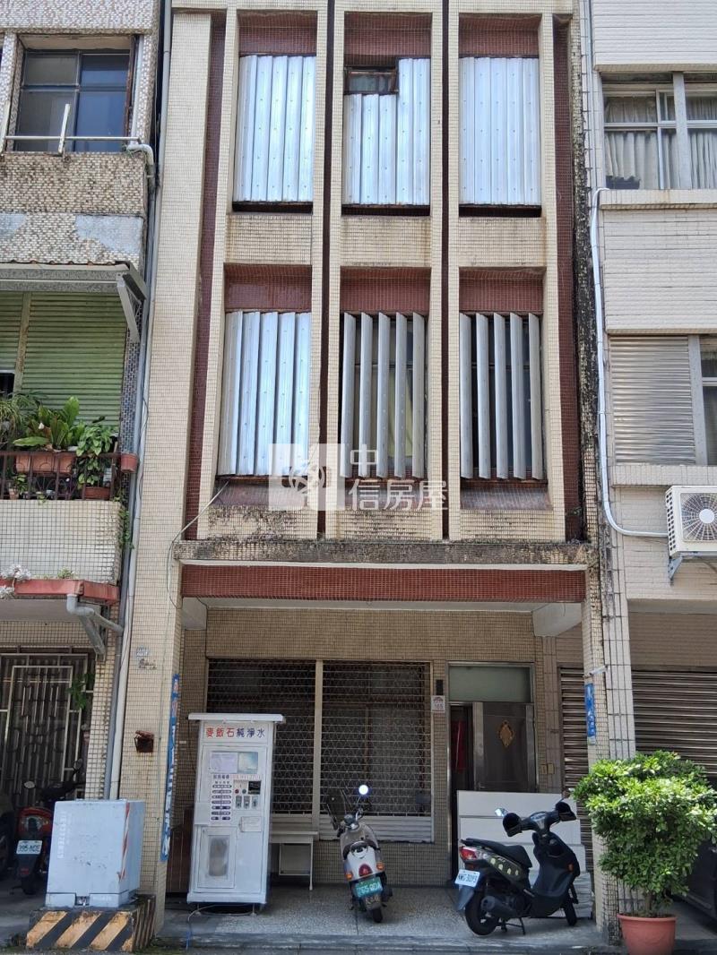 301宜市文化中心雙面路透天房屋室內格局與周邊環境