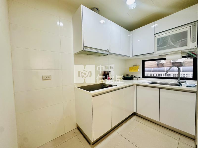 專任-興富發博識房屋室內格局與周邊環境