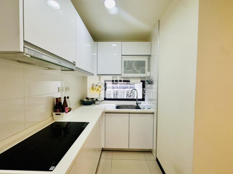 專任-興富發博識房屋室內格局與周邊環境