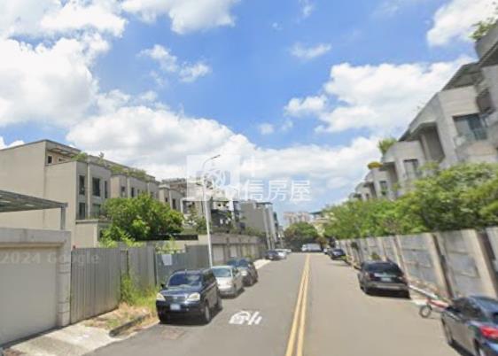 北屯方正大面寬建地房屋室內格局與周邊環境