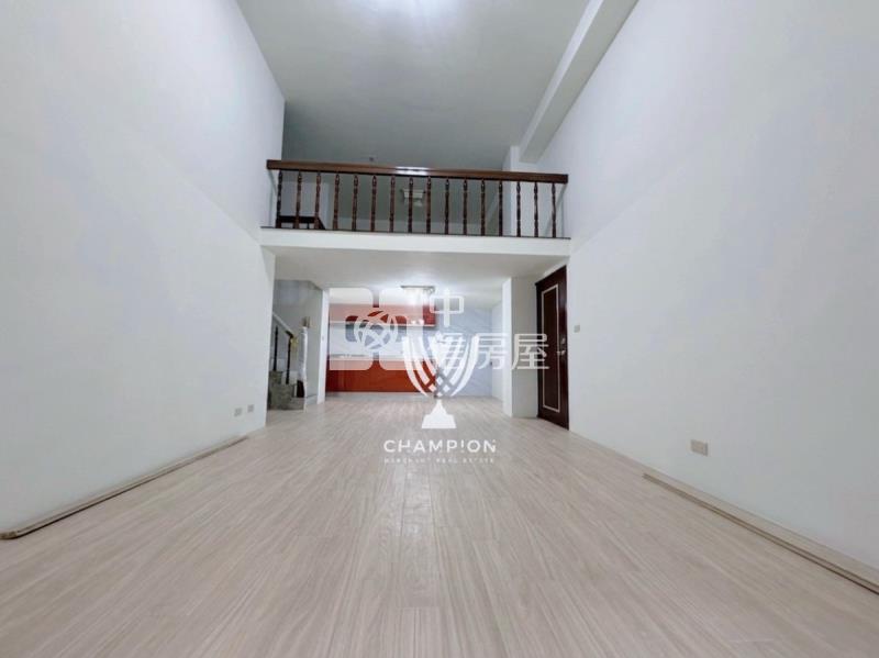 【冠軍商仲】民生世界2+1房房屋室內格局與周邊環境