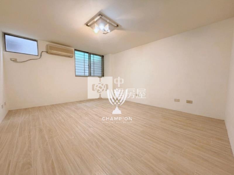 【冠軍商仲】民生世界2+1房房屋室內格局與周邊環境