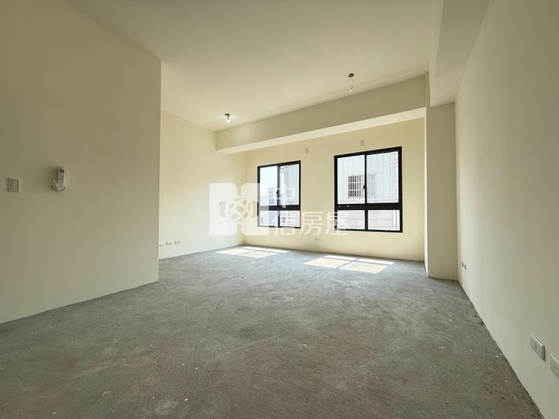 14期全新雙車電墅房屋室內格局與周邊環境