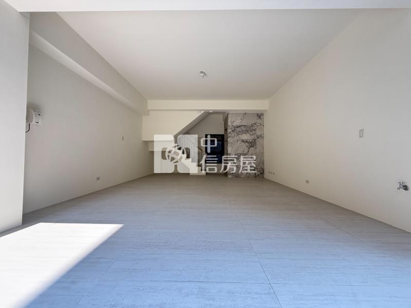 14期全新雙車電墅房屋室內格局與周邊環境