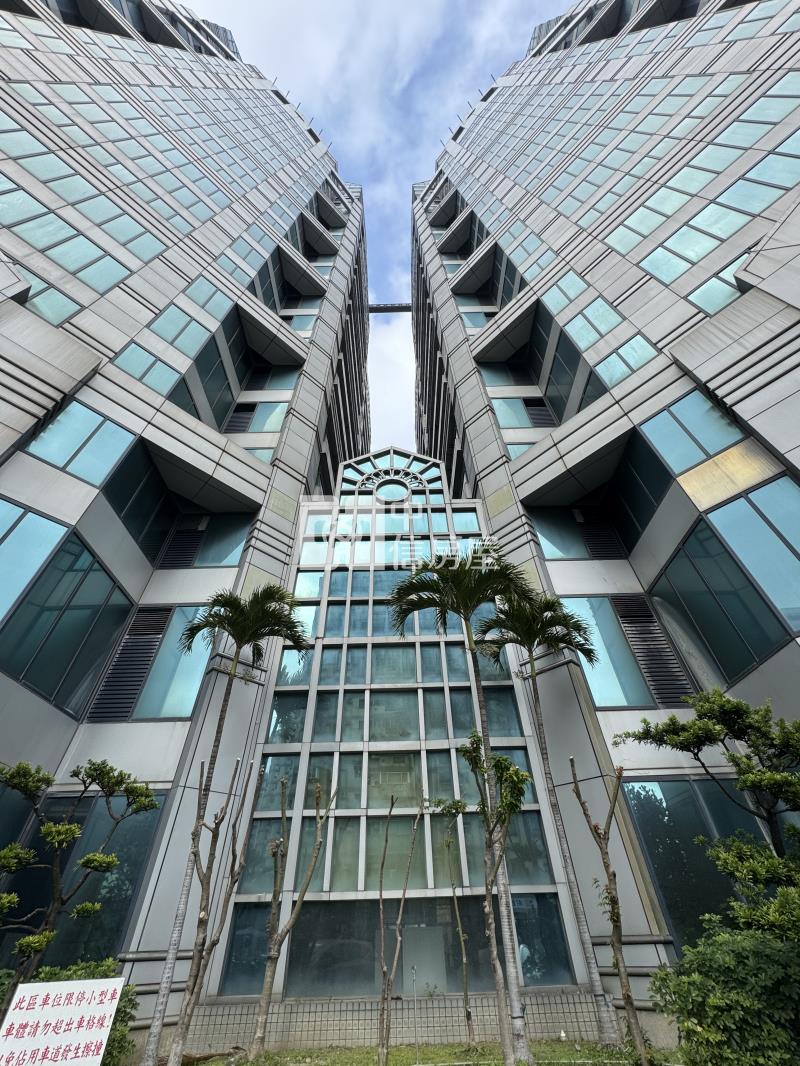 【神馬】中壢sogo商圈-凱薩雙星高樓純辦房屋室內格局與周邊環境