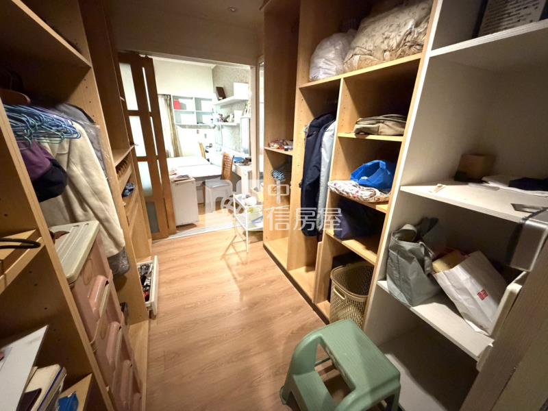 專-楊梅大地坪雙車位透天房屋室內格局與周邊環境