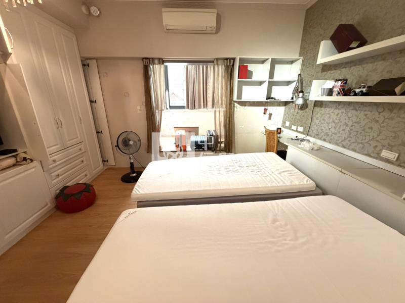 專-楊梅大地坪雙車位透天房屋室內格局與周邊環境