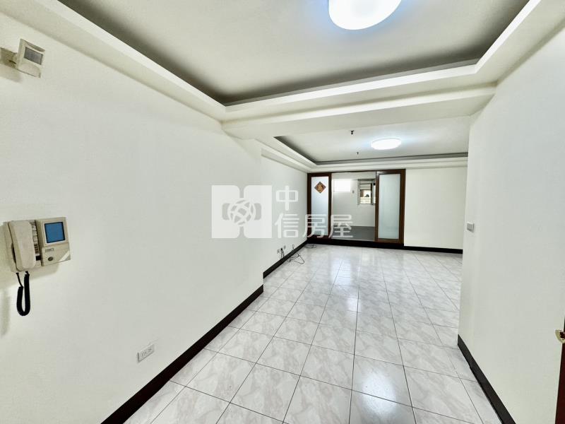 楊梅楊光國中小.交流道.整新四房車房屋室內格局與周邊環境