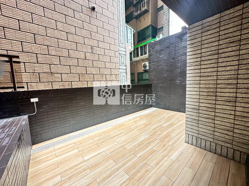 璽來登陽光露臺2房大車位房屋室內格局與周邊環境