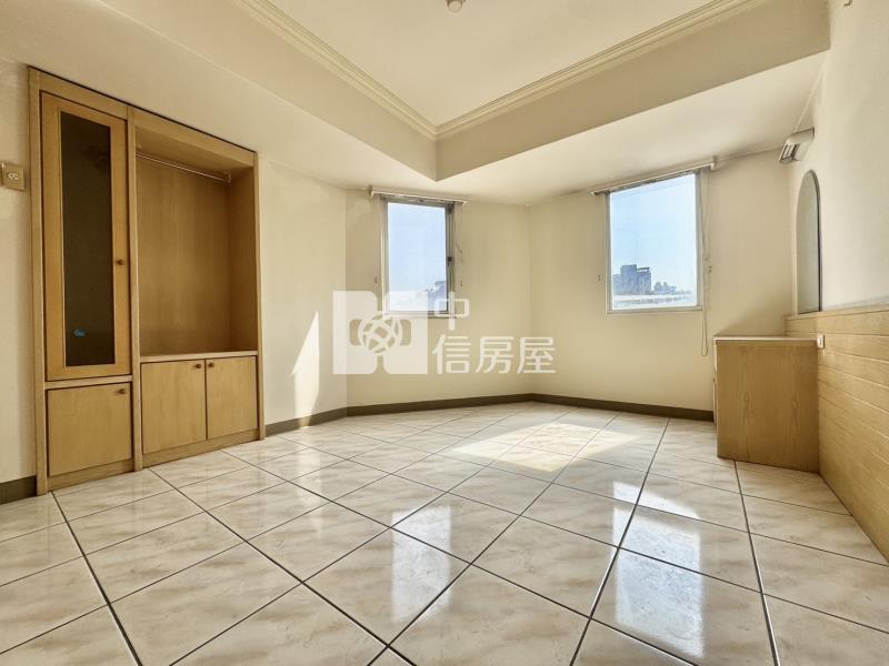 賴厝學區惠宇視野3+1房車位房屋室內格局與周邊環境